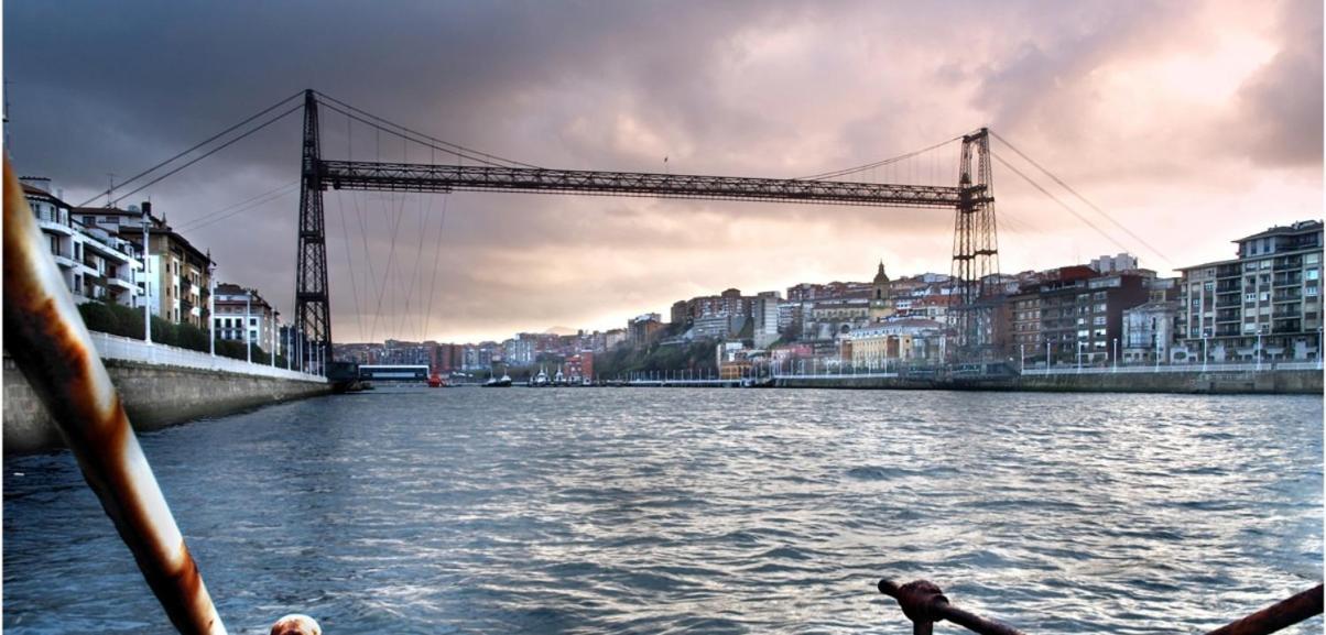 A 5 Minutos Andando Del Casco Viejo, Ayuntamiento, Plaza Circular Y Gran Via De Bilbao Y Proximo A Las 2 Lineas De Metro المظهر الخارجي الصورة