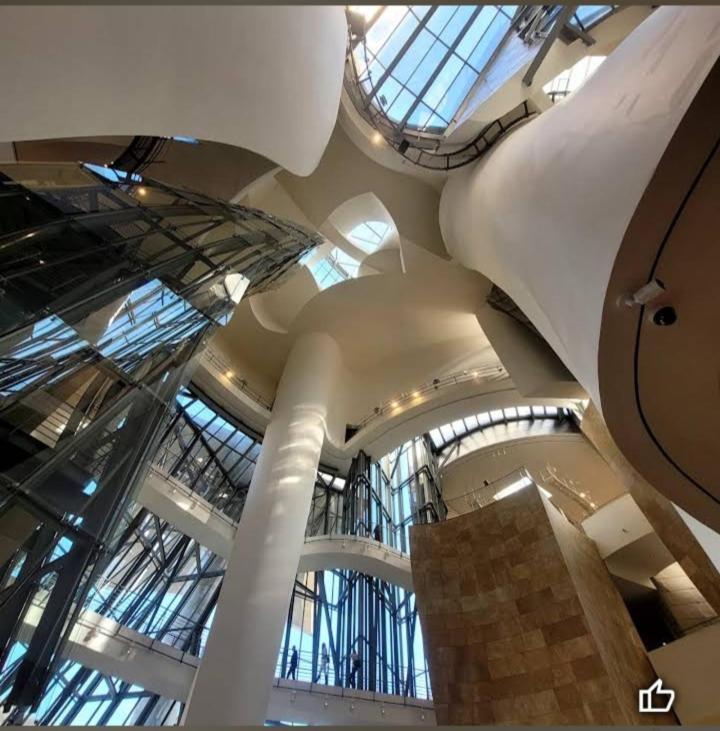 A 5 Minutos Andando Del Casco Viejo, Ayuntamiento, Plaza Circular Y Gran Via De Bilbao Y Proximo A Las 2 Lineas De Metro المظهر الخارجي الصورة
